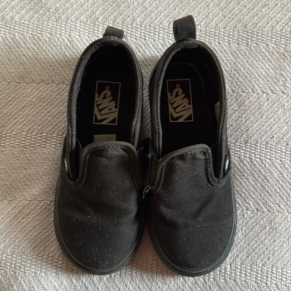 Black Vans Sneakers, Little Kids Size 10